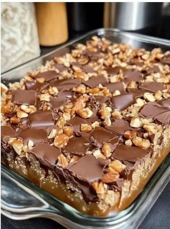 Caramel Chocolate Crunch Bars – A Sweet & Crunchy Delight