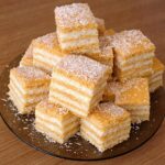 Prajitura cu foi si crema de nuca de cocos - O delicatesa perfecta pentru sarbatori cf-featured-280