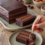 Tort umed de ciocolată fără făină – un deliciu decadent cf-featured-478